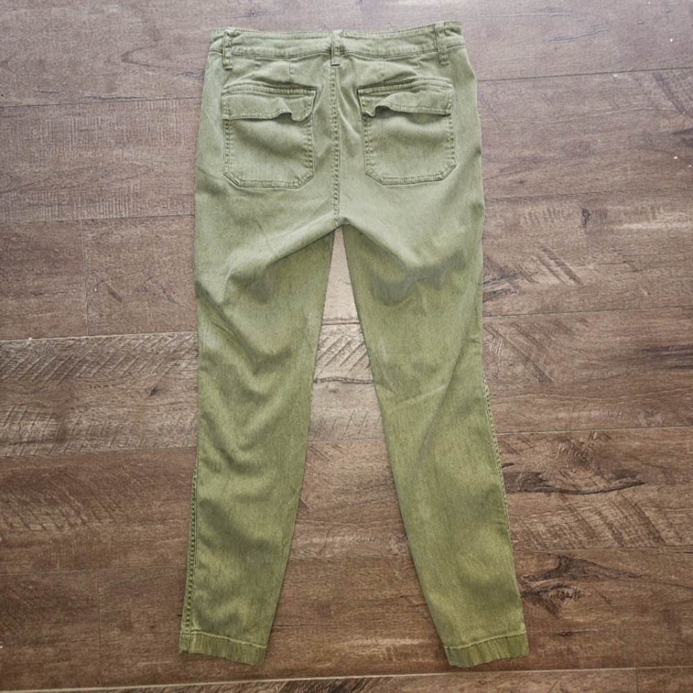 J. Crew Army Green Khaki Straight Leg Pants - Size 27 - Picture 4 of 8